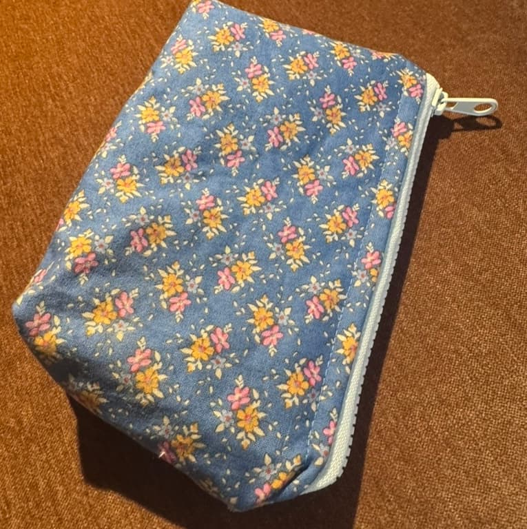 Blue floral cotton pouch